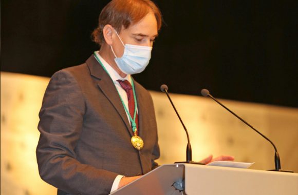 Juan Antonio De Luque toma posesión como presidente del Colegio Veterinario de Málaga